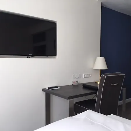 Goldene Lamm Hotell 4*