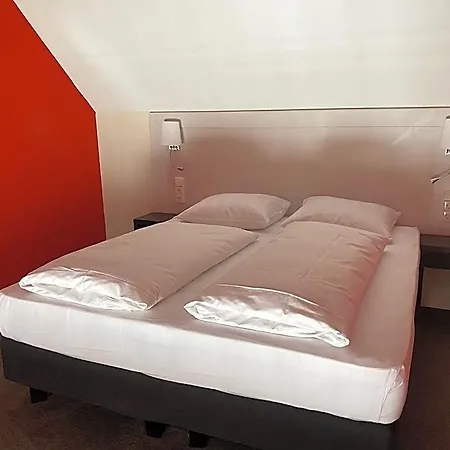 Goldene Lamm 4* Άαλεν