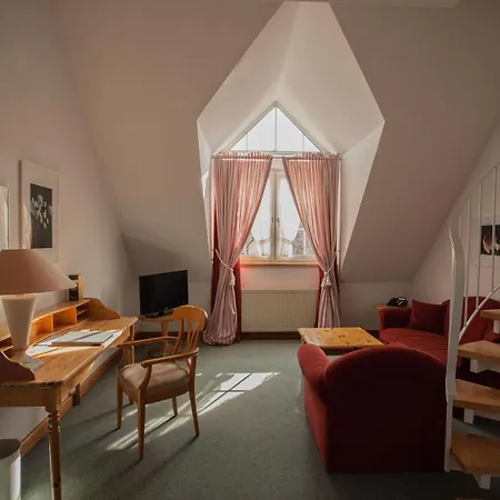 Goldene Lamm Hotel 4*